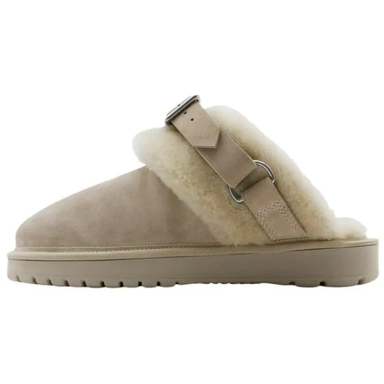 Burberry Closed Toe Slippers Women's Light Umber