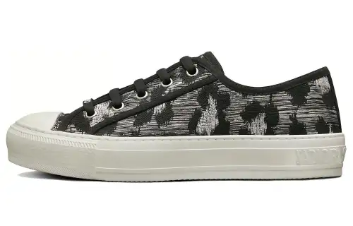 DIOR Walk'n'Dior Platform Shoes Embroidery Low top Stylish Skateboarding Shoes Women's Gray Black