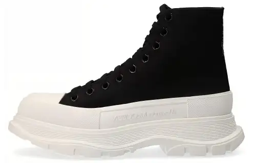 Alexander McQueen Tread Slick Lace Up Boot Black White