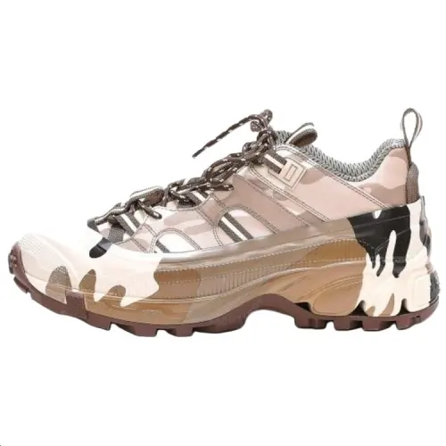 Burberry Arthur Low top Casual Shoes Men's Brown