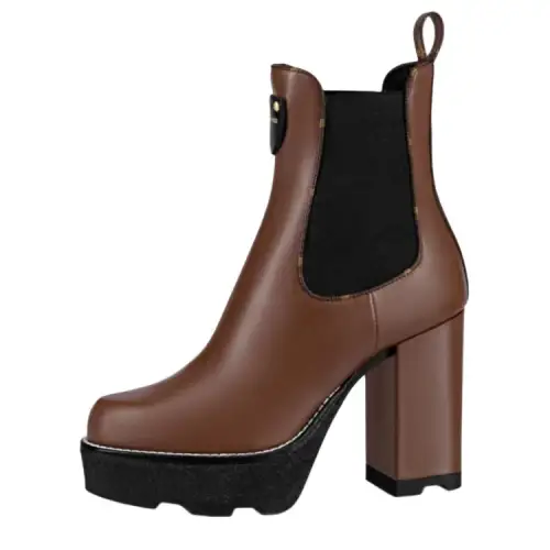 LOUIS VUITTON Beaubourg Leather Short Chelsea Boots Women's