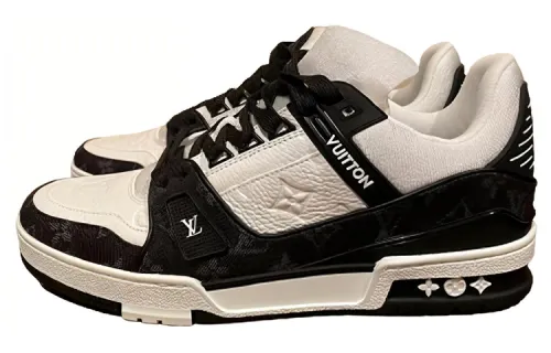 LOUIS VUITTON Paris Exclusive Lv Trainers 'White Black'