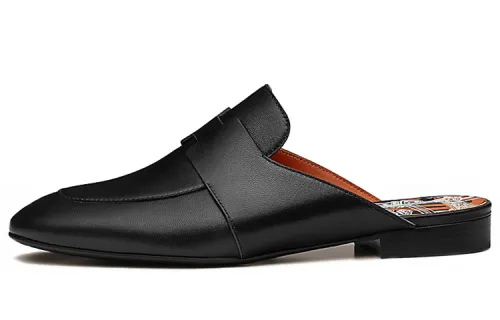 HERMES Catena Closed Toe Slippers Women's Black