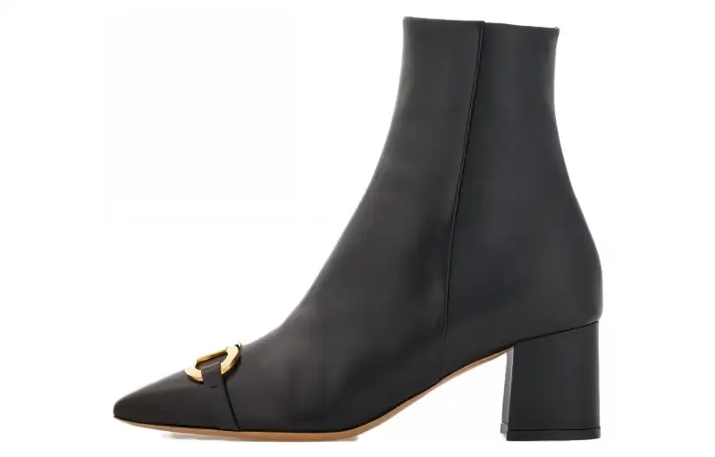 FERRAGAMO GANCINI leather versatile and comfortable short boots 6cm women's black