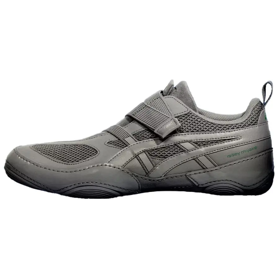 ISSEY MIYAKE x ASICS HYPER TAPING Training Shoes Men's Gray