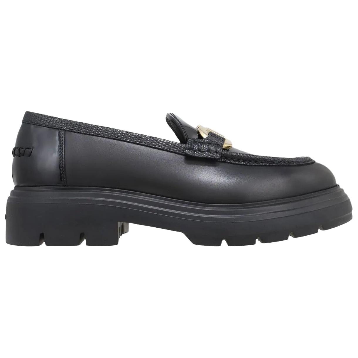 FERRAGAMO Gancini Patent Leather Calfskin Loafers Women's Black