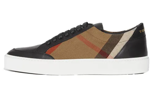Burberry Cow Leather, Textile Low top Stylish Skateboarding Shoes Women's Black
