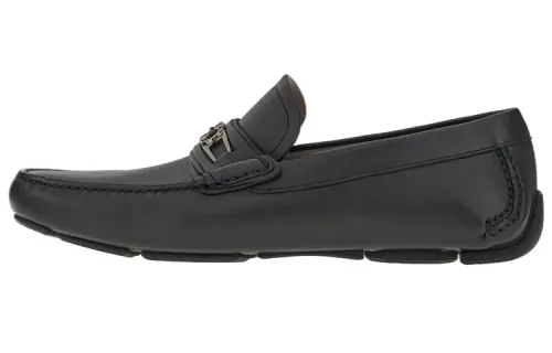 FERRAGAMO Gancini Leather Casual Shoes Men's Black