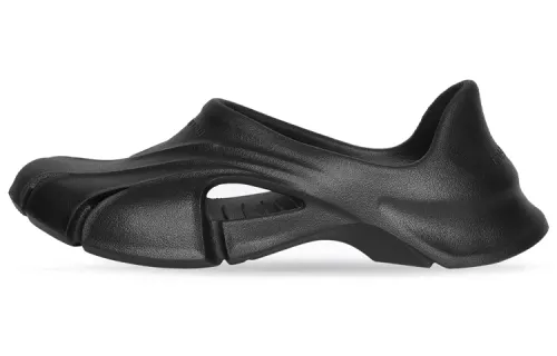 Balenciaga Mold Closed In Black