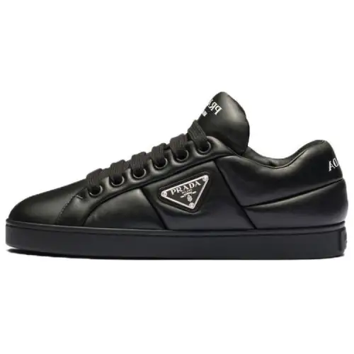 PRADA Comfortable Low top Skateboard Shoes Women's Black