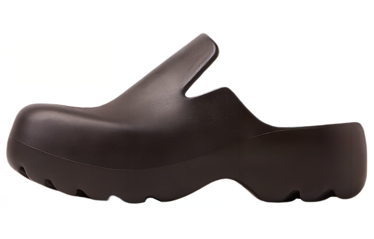 Bottega Veneta Flash Closed Toe Slippers Men's Coffee