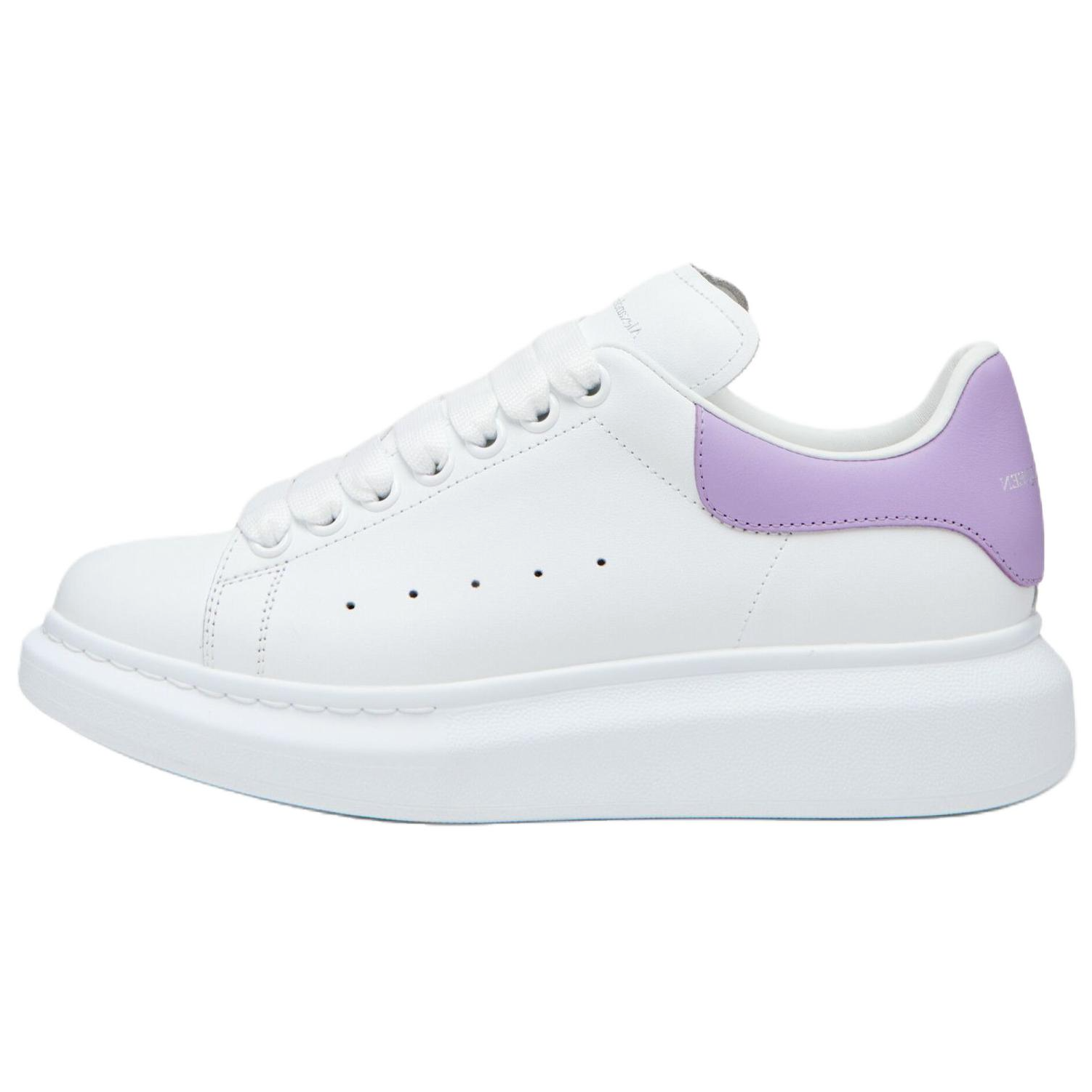 Женские кроссовки Alexander McQueen (бело-сиреневые)