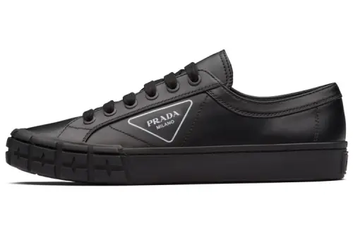 PRADA Cassetta Wheel Leather Low 'Black'