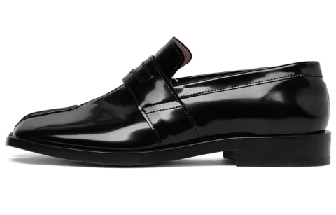 Maison Margiela Tabi Leather Loafers Women's