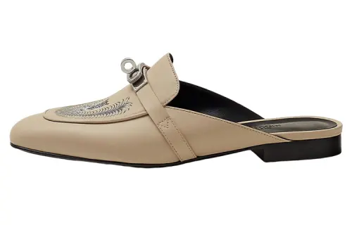 HERMES Closed Toe Slippers Women's Brown