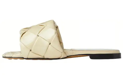 Bottega Veneta Lido Slide Slippers Women's Butter