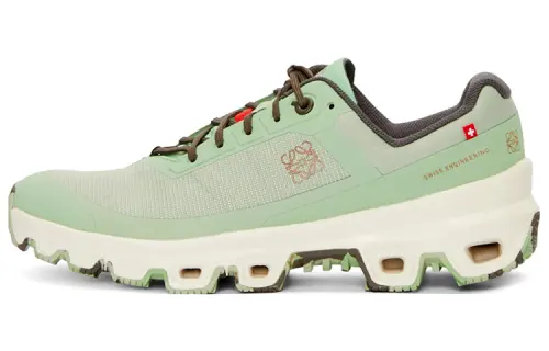 On Running Cloudventure LOEWE Pale Green Women's