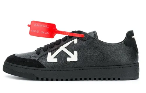 OFF WHITE Red Tag Trainers Women's