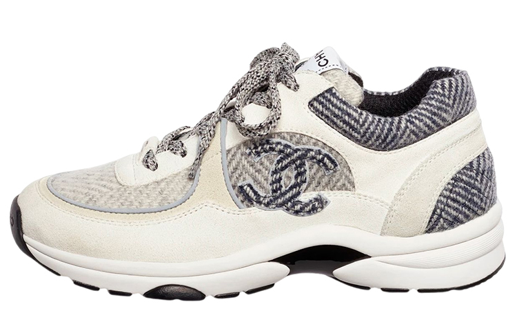CHANEL Cow Leather Logo Lightweight Low top Casual Shoes Men's White Gray