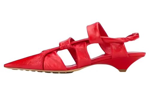 Bottega Veneta Point Leather Casual Shoes Women's Red