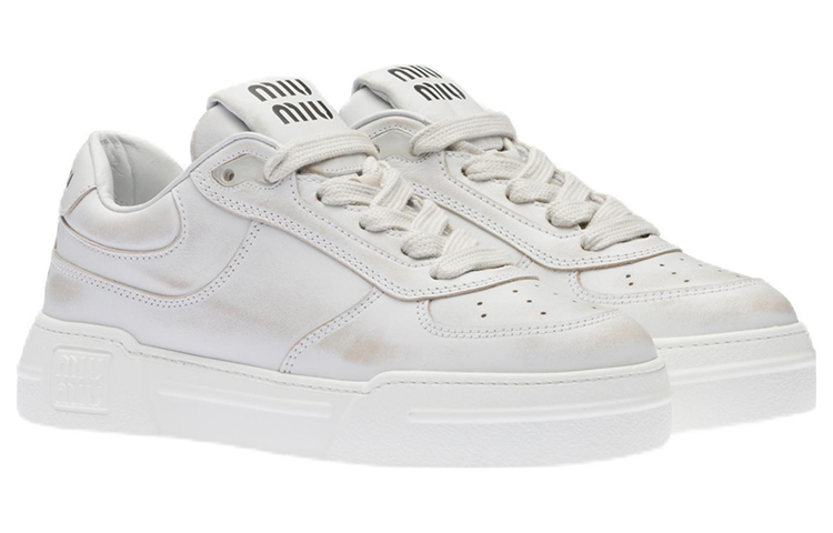 MIU MIU Leather Low top Stylish Skateboarding Shoes Women's White