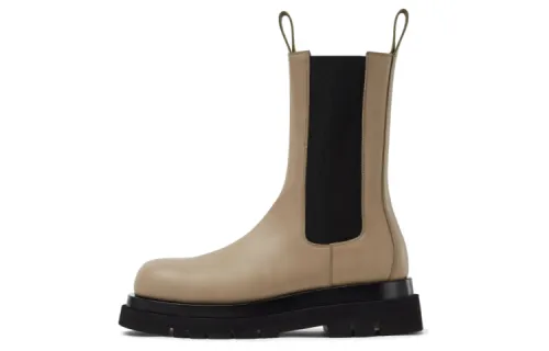 Bottega Veneta Lug Chelsea Short Chelsea Boots Women's Sucrose