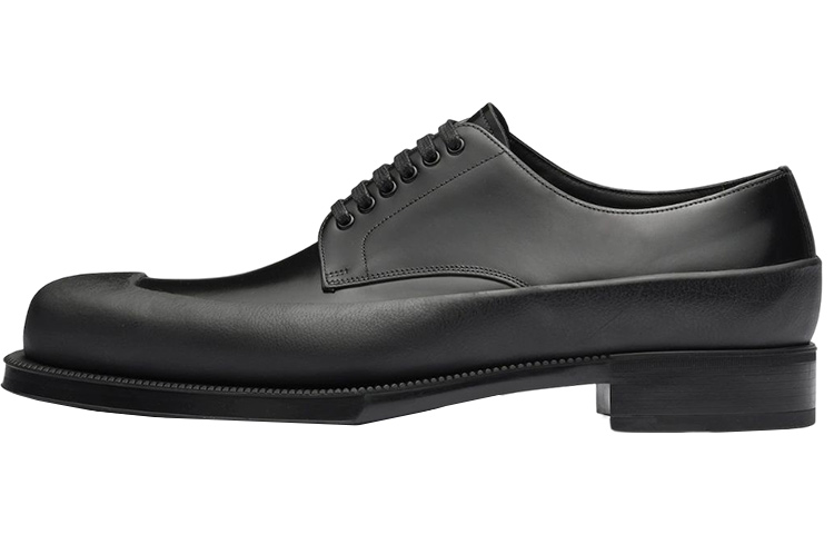 Женские туфли Prada (черные)