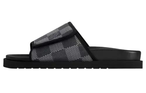 LOUIS VUITTON Miami Slide Slippers Men's Black