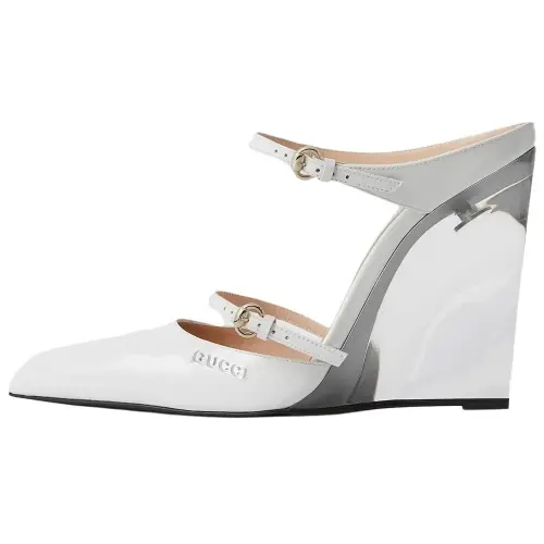 GUCCI Slip Resistant Closed Toe Slippers Women's White