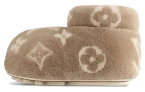 LOUIS VUITTON LV Footprint Low Boot Beige