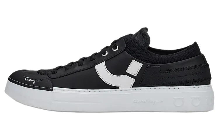 FERRAGAMO Gancini Cow Leather Calfskin Low top Stylish Skateboarding Shoes Men's Black