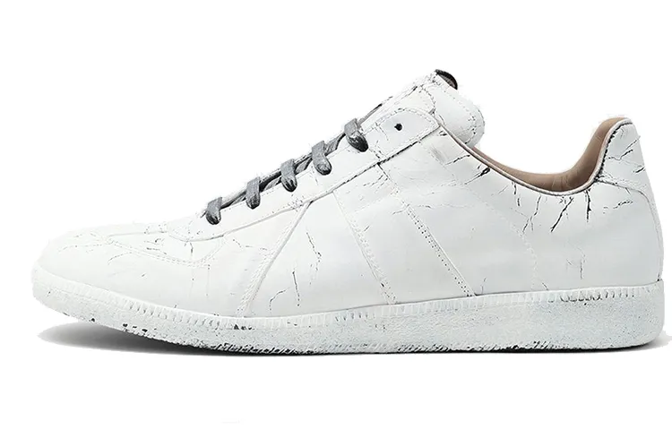 Maison Margiela Replica Low top Athletic Shoes Men's White Distressed