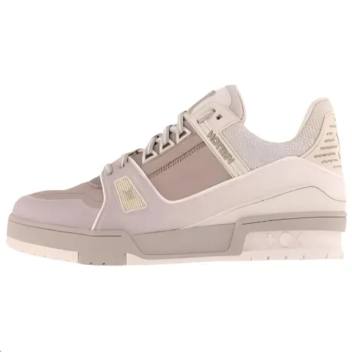 LOUIS VUITTON Trainer Cow Leather Low top Skateboard Shoes Men's Light Pink