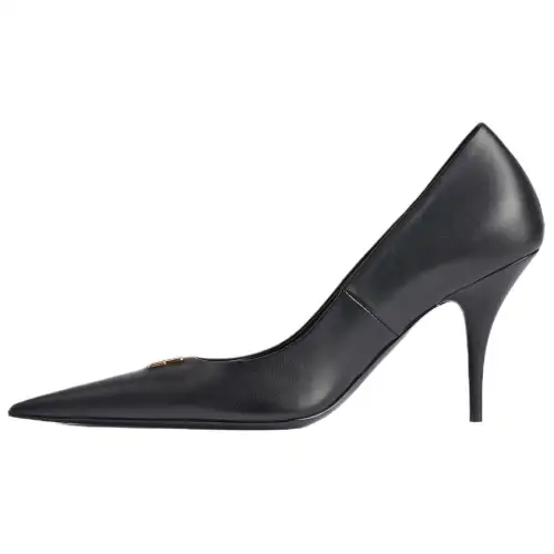 Balenciaga Avenue Bb Editor Pumps