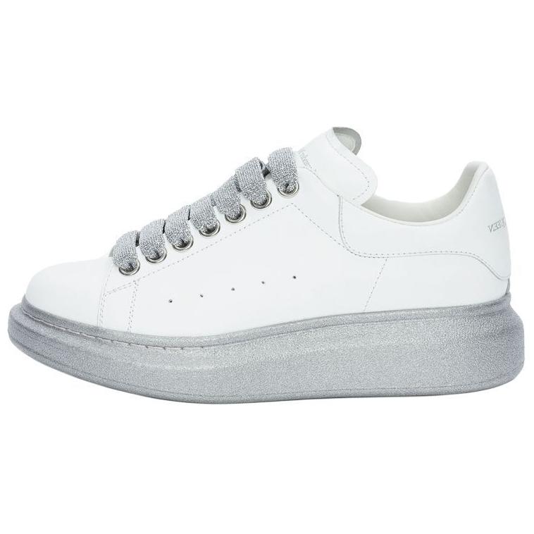 Женские кроссовки Alexander McQueen Oversized (белые)