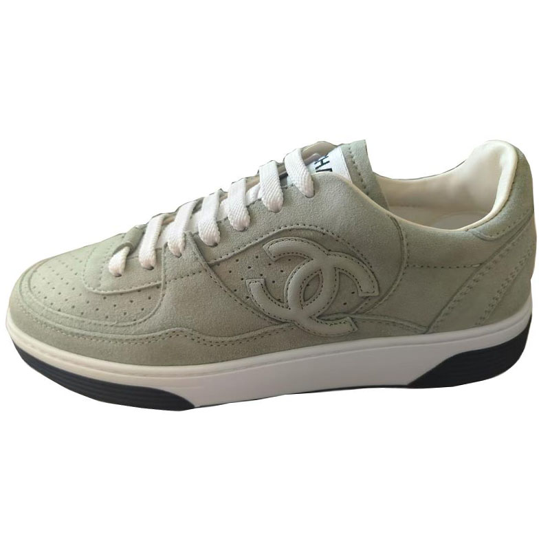 CHANEL 23A Textile, Leather Low top Skateboard Shoes Women's Green