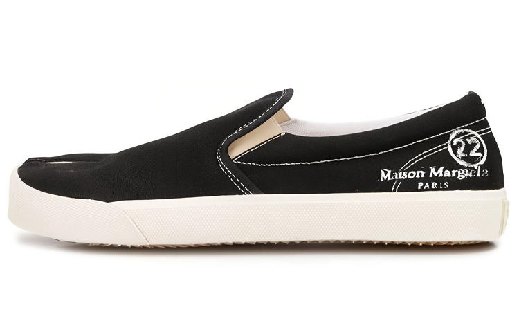 Мужские кеды Maison Margiela Tabi (черно-белые)