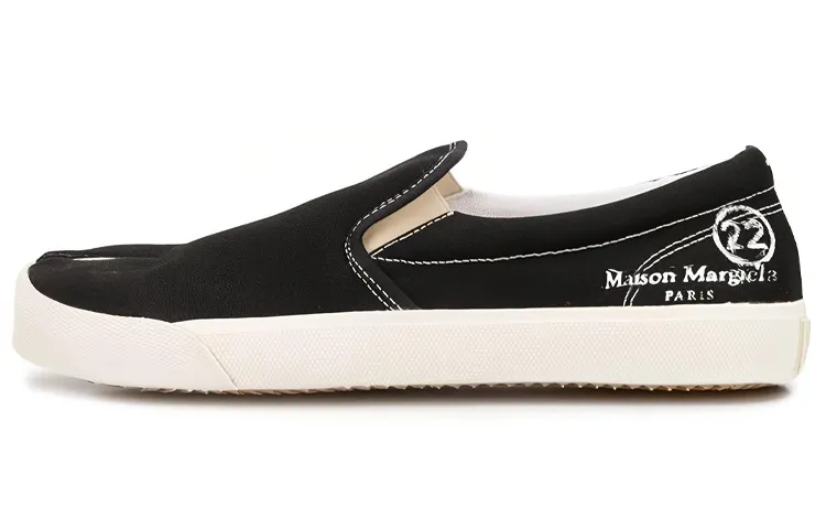 Maison Margiela Tabi Low top Stylish Skateboarding Shoes Men's Black White