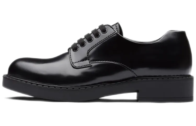 PRADA Men's Casual Shoes Men's Low Top Black