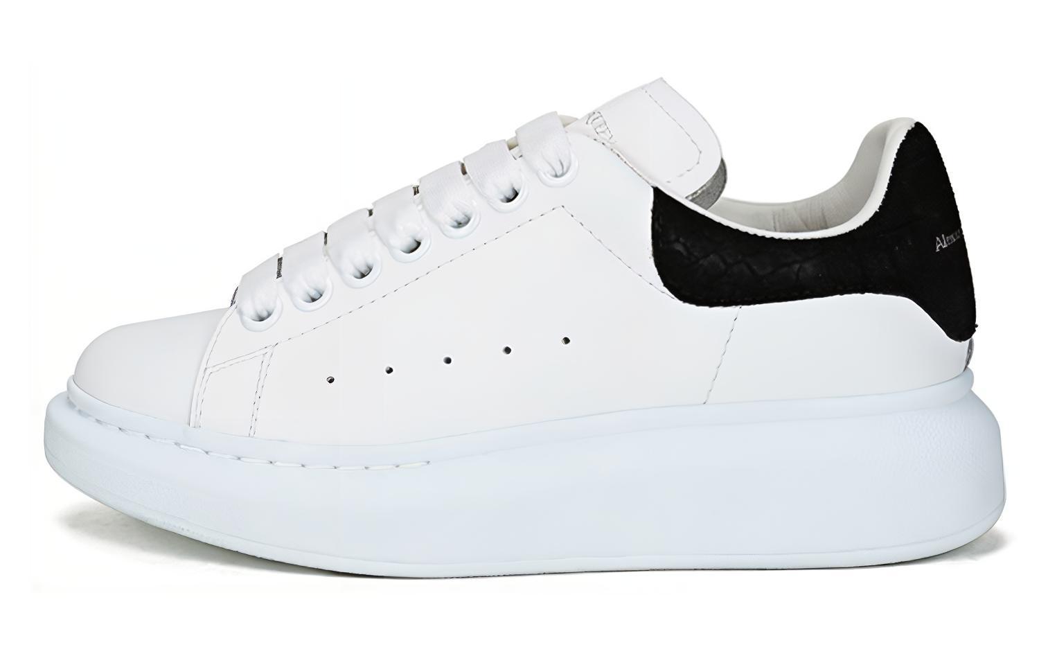 Кеды Alexander McQueen (бело-черные)