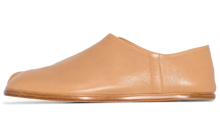 Женские туфли Maison Margiela Tabi (коричневые)