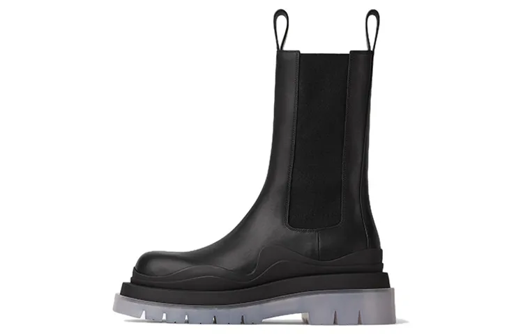 Bottega Veneta Tire Chelsea Leather Crew Chelsea Boots 5.5cm Women's Black