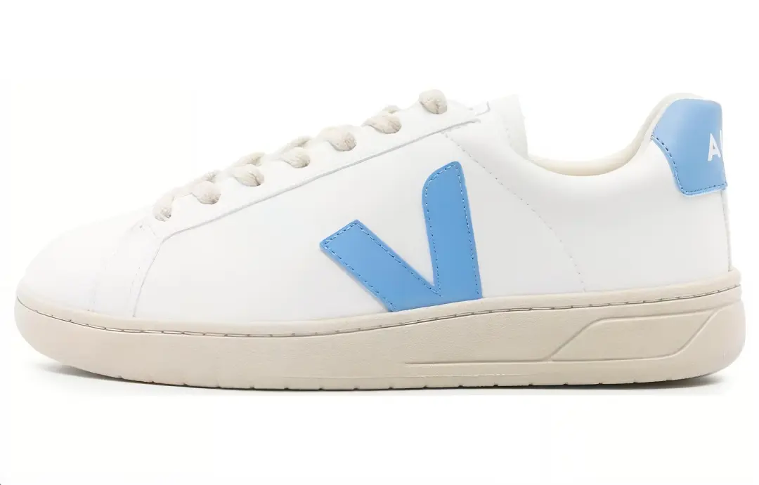 Veja Urca leather sneakers