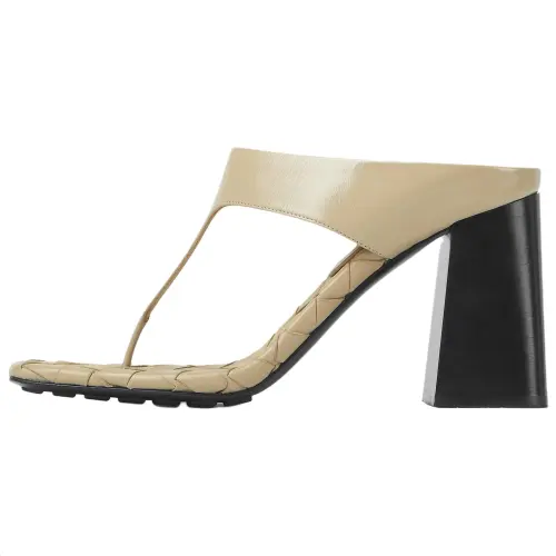 Bottega Veneta No Special Function Flip Flops 8.5cm Women's Beige