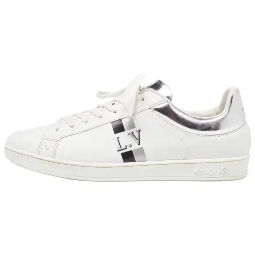 LOUIS VUITTON Luxembourg Cow Leather Low top Stylish Skateboarding Shoes Men's Gray White