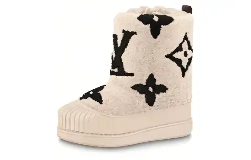 LOUIS VUITTON Suede Short Snow Boots Women's White