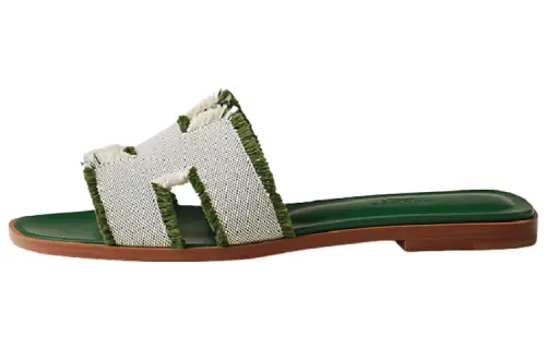 HERMES Oran Sandal Vert Canvas