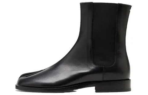 Maison Margiela Tabi Short Chelsea Boots 2.5cm Women's Black