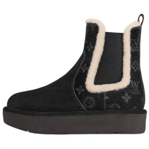 LOUIS VUITTON Aspen Calfskin Short Chelsea Boots Women's Black