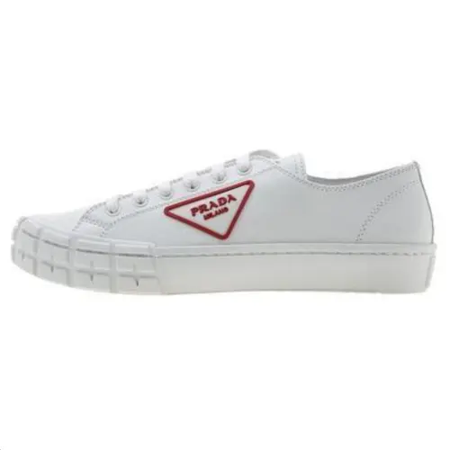 PRADA Leather Abrasion Resistant Low top Skateboard Shoes Men's White